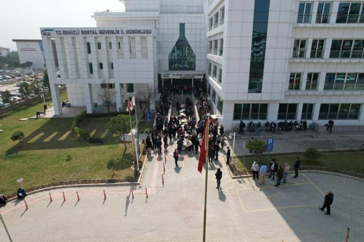 SÖZLEŞMESİ FESHEDİLMEYEN EMEKLİ DE VAR