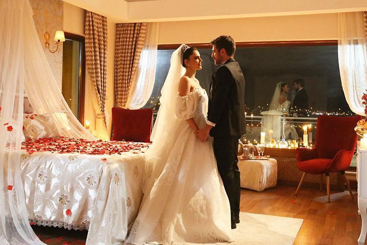 Somerden Türkana gelinlik sürprizi