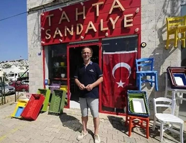 Hababam Sınıfının Kıvırcık Ömerine bir de şimdi bakın