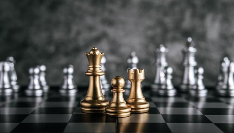 SATRANÇTA VEZİR NASIL GİDER