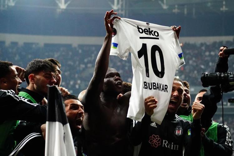 Aboubakar Weghorstu cebinden çıkarttı: Yarısı kadar oynaması yetti