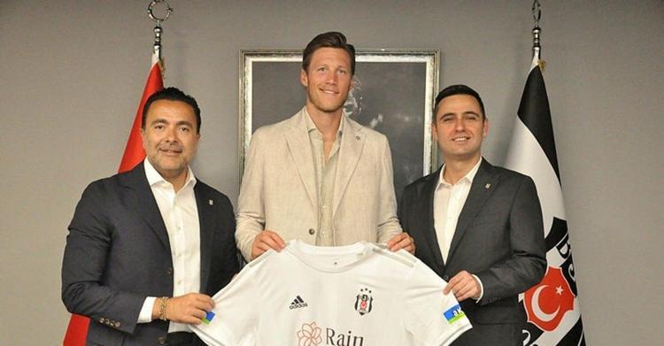 Beşiktaşa müjde Manchester Unitedtan Weghorst kararı