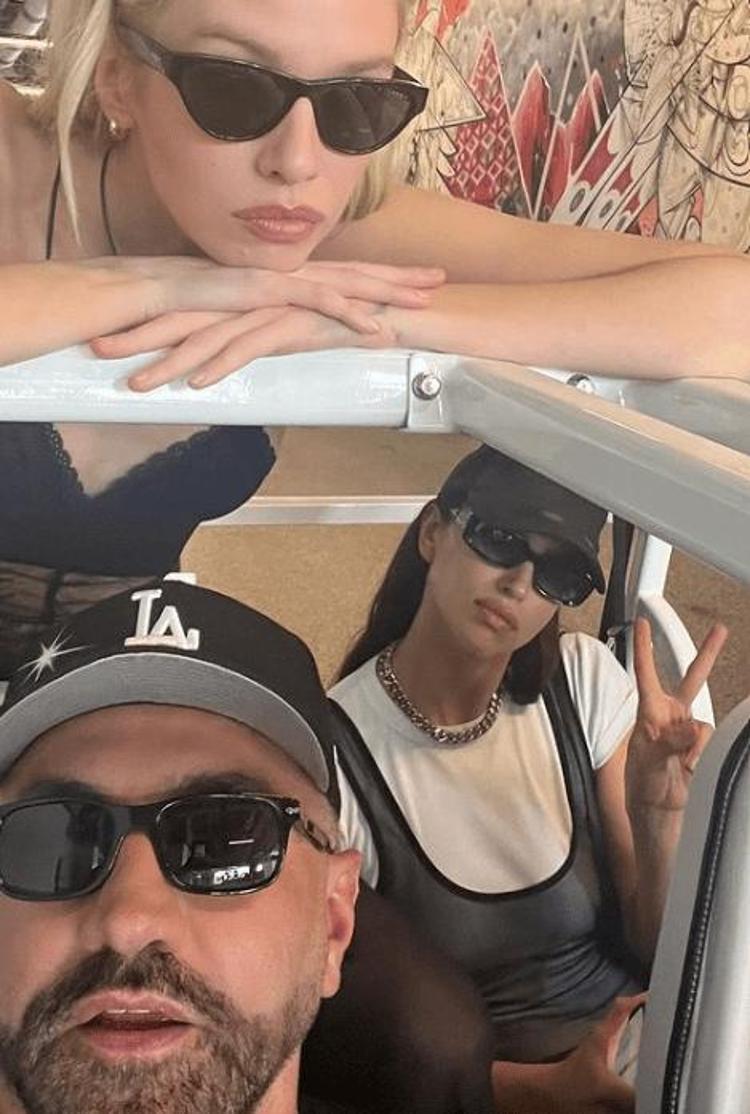 LEONARDO DICAPRIO İLE GÖRÜNTÜLENDİ