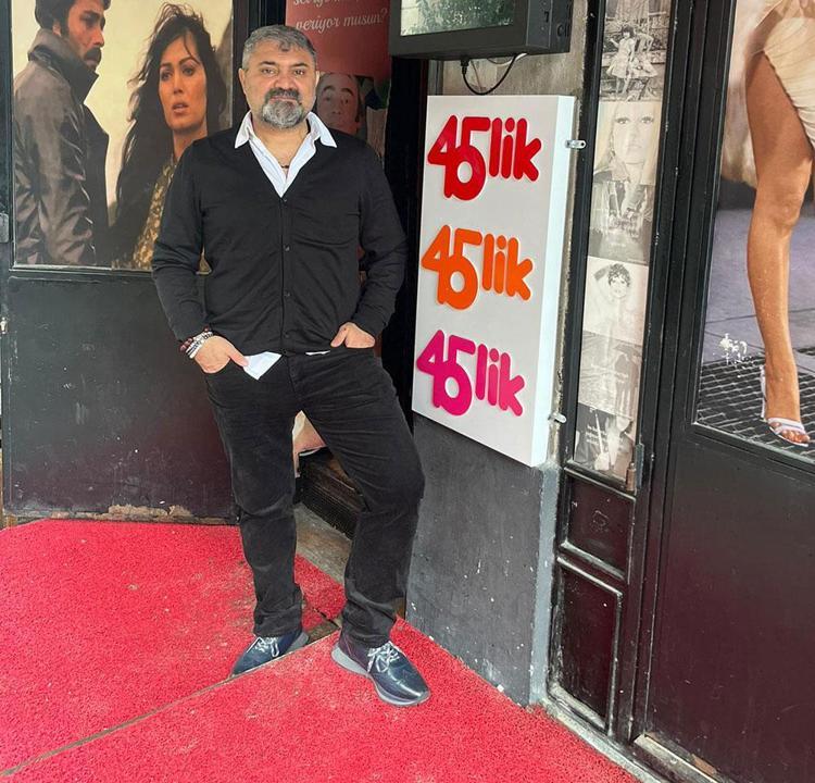 45’LİK BAR’IN KURUCUSU FUAT AKYOL: BUGÜNÜN MÜZİĞİ SAMİMİ DEĞİL