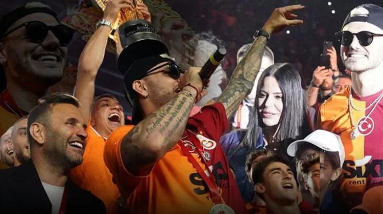 Galatasarayın kupa törenine damga vuran anlar Biraz sevinç biraz hüzün