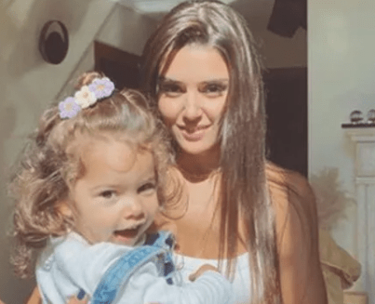 Gamze Erçel: Mavi benden çok Handeyi görüyor, kıskanmıyor değilim