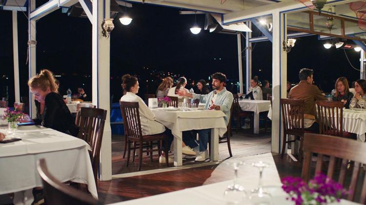 Kraliçe final 11. bölüm Kanal D tek parça full part izle