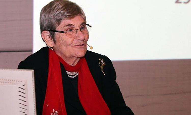 Canan Karataydan koronavirüs aşısı olanlara uyarı: Bunu yapmayanların beynine pıhtı atıyor