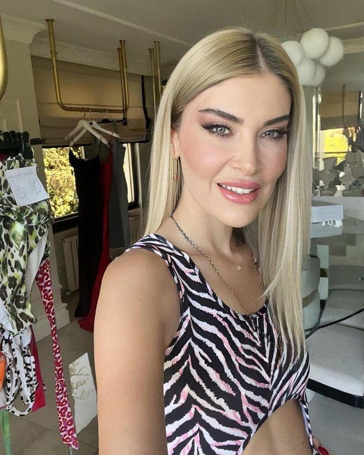Kaza geçiren Mustafa Sandalın eşi Melis Sandal taburcu edildi