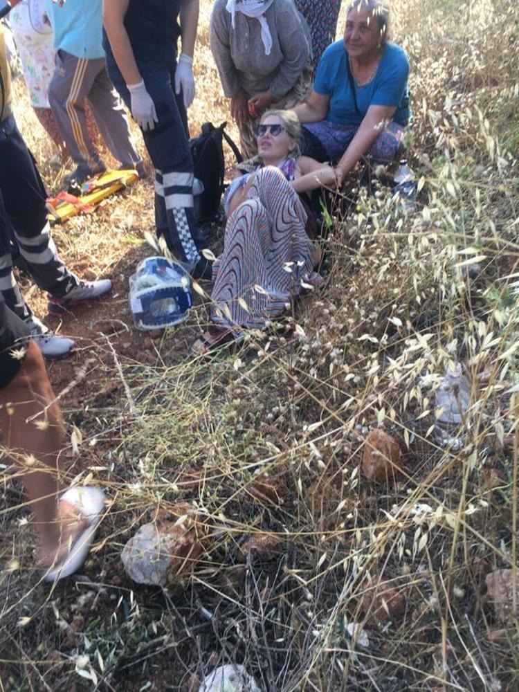 Kaza geçiren Mustafa Sandalın eşi Melis Sandal taburcu edildi
