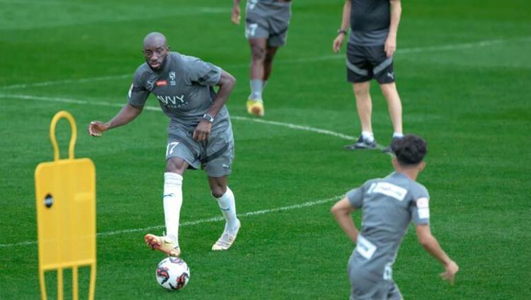 Jorge Jesusun Arabistan macerası gergin başladı Takımın yıldızı kadro dışı