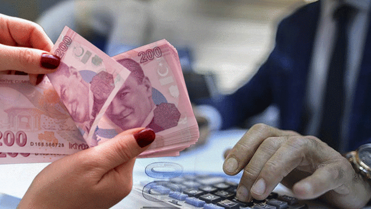 Seyyanen zam farkı hesabı Maaşı yatan memurun kafa karışıklığını giderecek