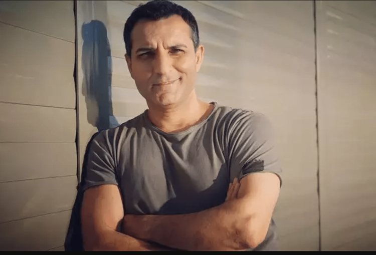 RAFET EL ROMAN HAKKINDA