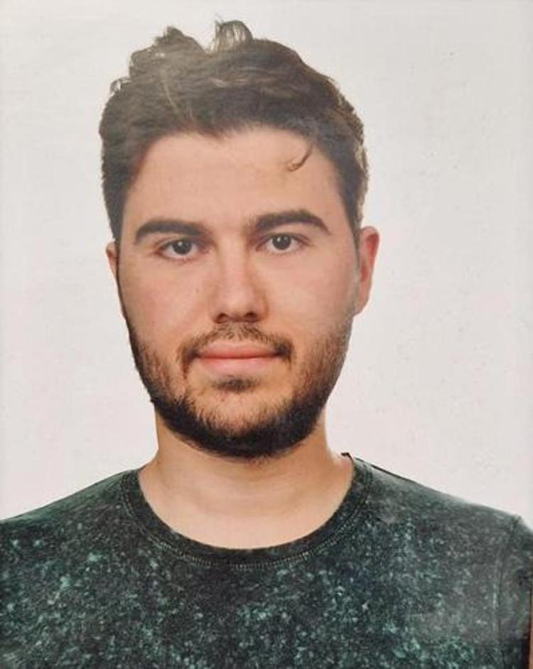 Acılı baba sırra kadem basan tıp fakültesi öğrencisi oğluna seslendi: Hırslarımızın kurbanı olmuşşsun