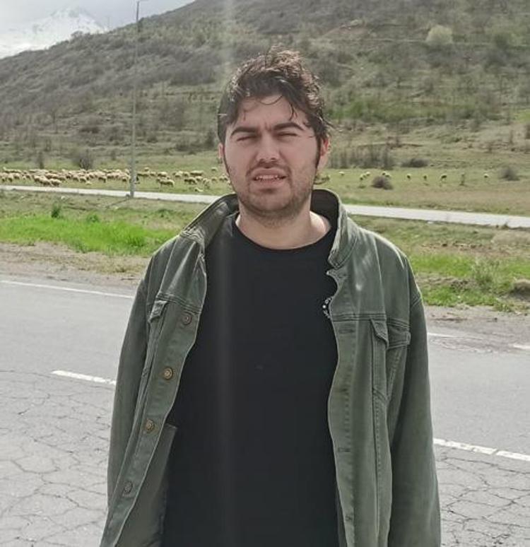 Acılı baba sırra kadem basan tıp fakültesi öğrencisi oğluna seslendi: Hırslarımızın kurbanı olmuşşsun