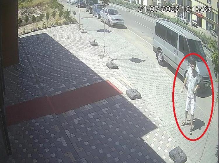 Acılı baba sırra kadem basan tıp fakültesi öğrencisi oğluna seslendi: Hırslarımızın kurbanı olmuşşsun