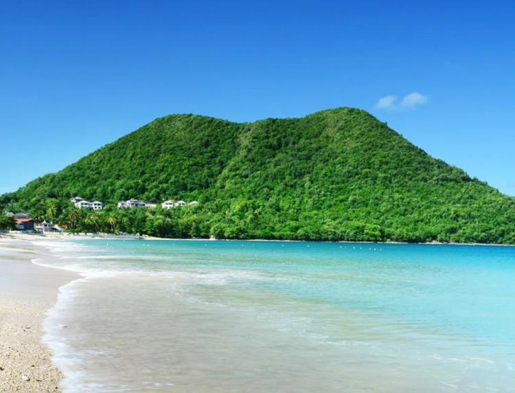 3. Jalousie Plajı - St Lucia
