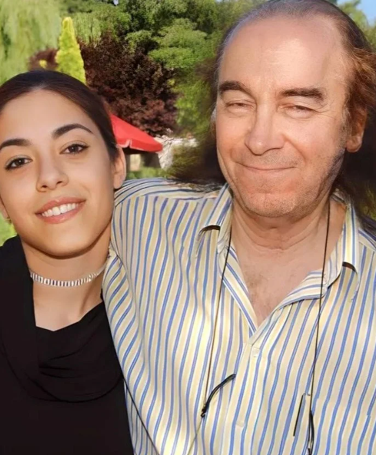 BİZ ÖYLESİNE BİR BABA KIZ DEĞİLİZ