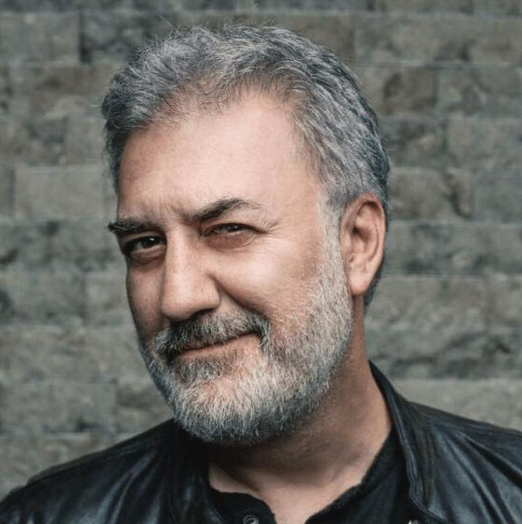 TAMER KARADAĞLI KİMDİR