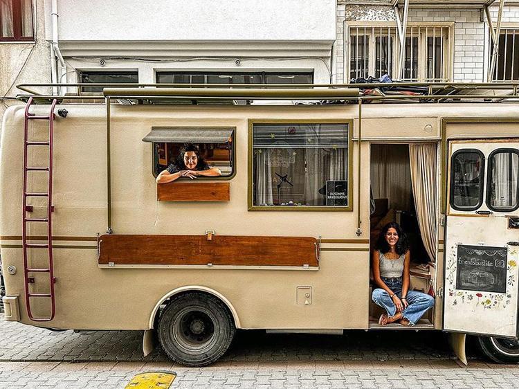 “ÇOCUKLARLA OYUNLAR OYNUYORUZ”