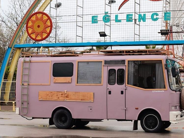 “KARAVANIMIZI ÇOCUKLAR İÇİN IŞIKLANDIRACAĞIZ”