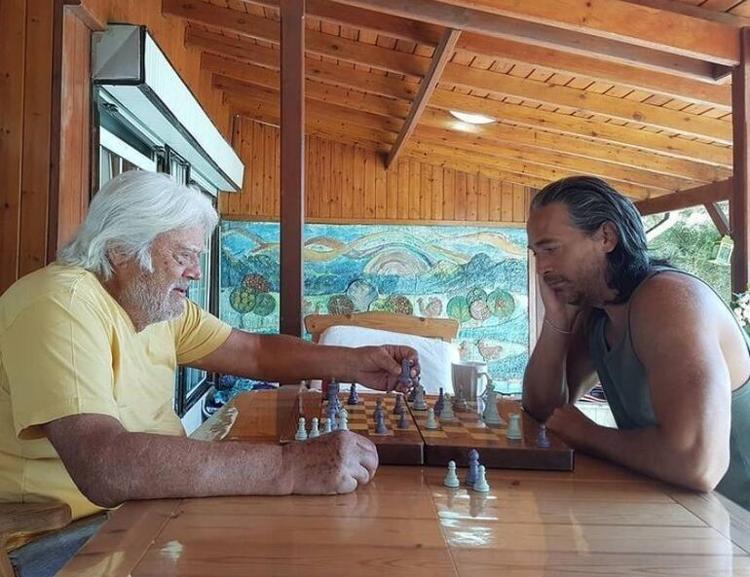 LONDRADA SAKİN BİR HAYATI VARDI...