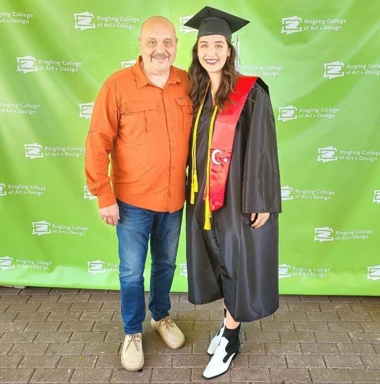 MUTLULUĞU TARİF ETMEK ÇOK ZOR