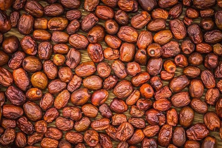 Çinde ona uzun yaşatan meyve deniyor Pazar tezgahlarındaki yerini aldı: İçinde portakal ve limondan 10 kat fazla C vitamini var
