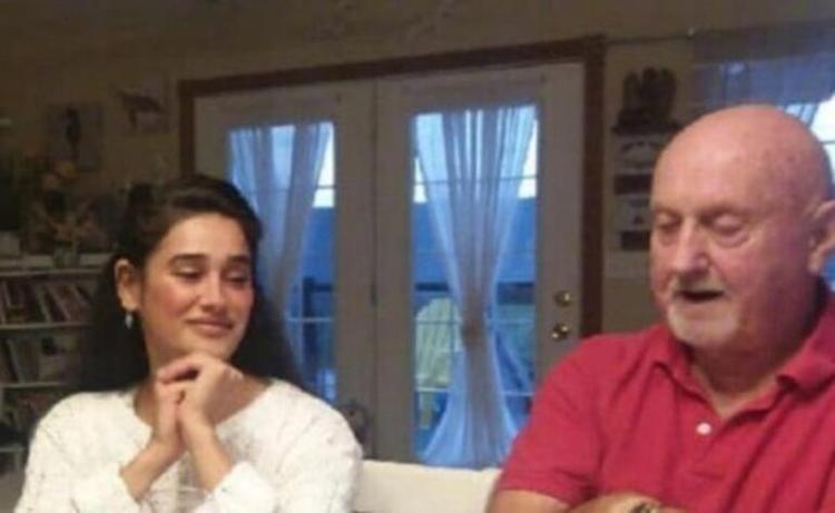 84 yaşındaki Patrick Grady ile evlenen Meltem Miraloğlundan tektaşlı poz