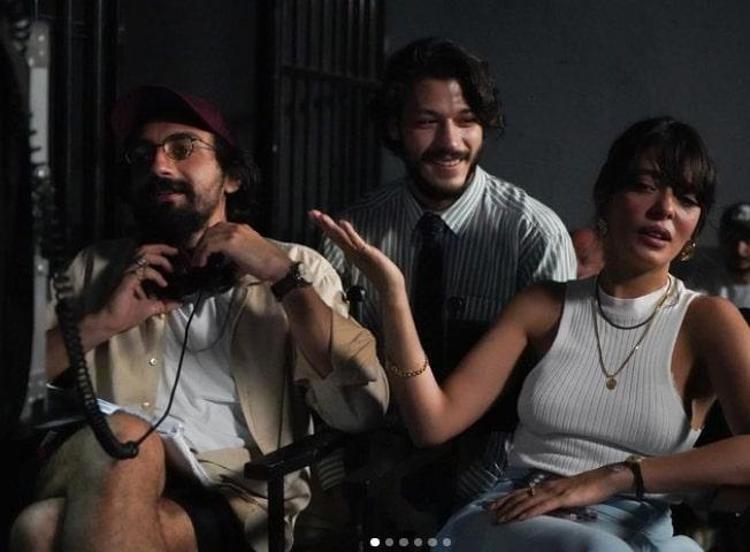 ANNESİNİN KUZUSU ALTIN KOZADA