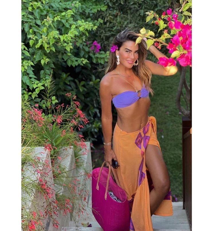 ÖZLEM YILDIZ HAKKINDA