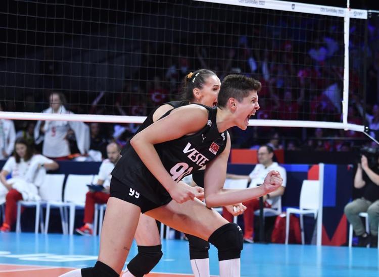FİLENİN SULTANLARI YENİDEN TARİH YAZDI