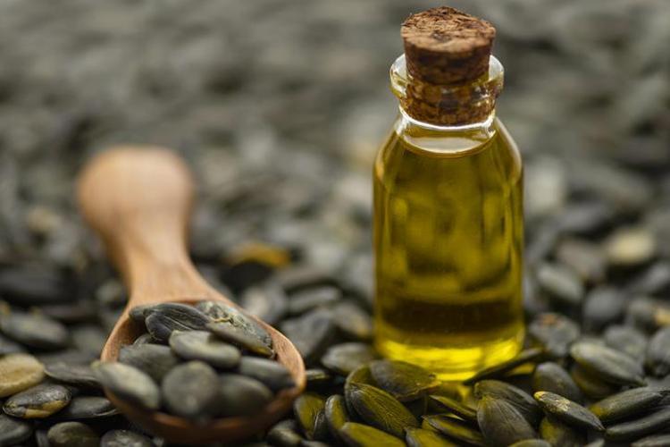 CİLT YAPISINI TAKLİT EDEN JOJOBA YAĞI
