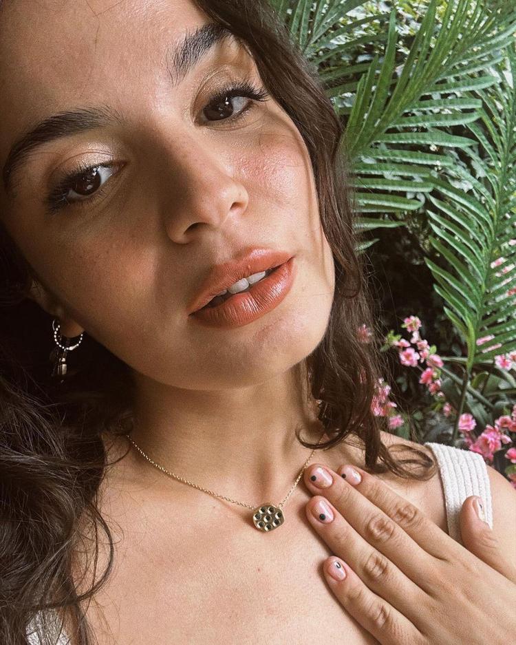 ASLI BEKİROĞLU HAKKINDA