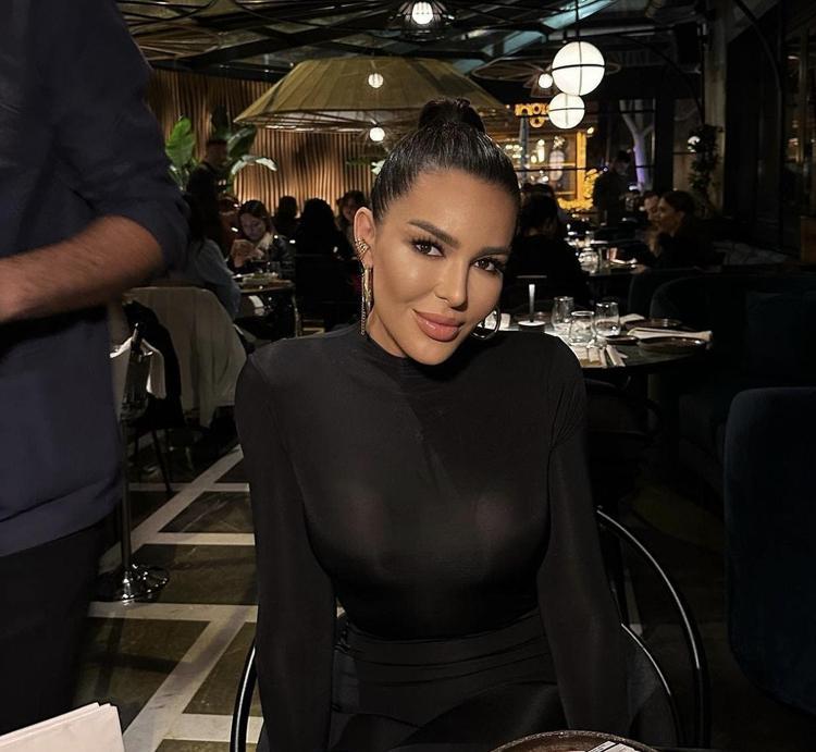 YAPTIRDIĞI ESTETİK OPERASYONLARLA GÜNDEME GELMİŞTİ