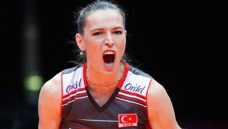 Ali Koç resmen duyurdu Eda Erdem’in heykeli dikilecek