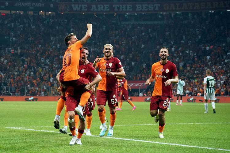 Galatasaray'dan Yeni Operasyon! 3 Yıldız Için 3 Teklif