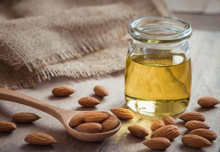 Botoks etkisi sağlayarak cilde gençlik aşılıyor Gözenekleri sıkılaştırıp cildi mermer gibi yapıyor