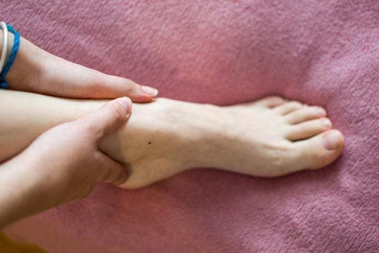 Nasırı 5 dakikada kökünden eritiyor Değdiği yeri pamuk gibi yumuşatıyor