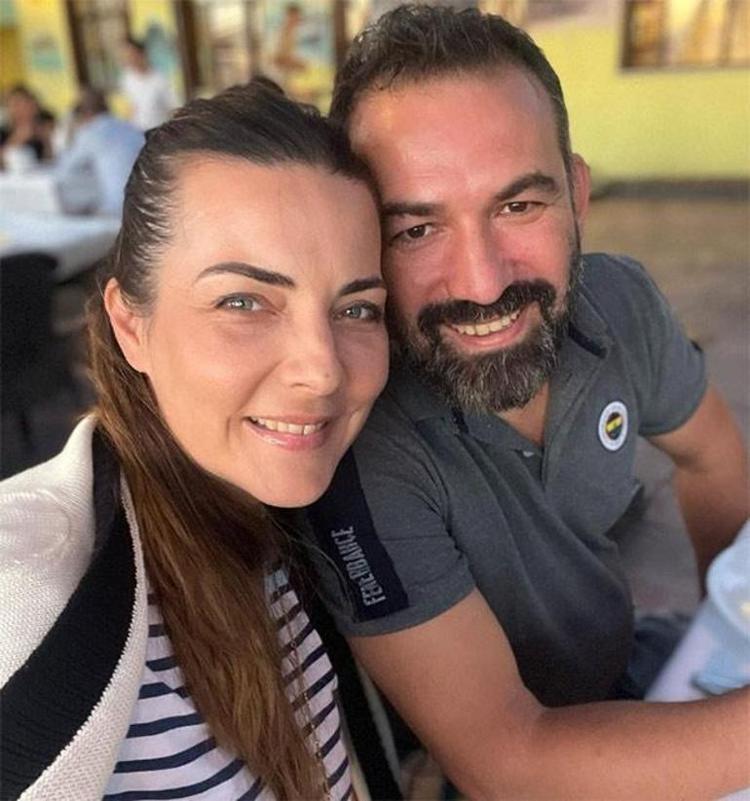 ANNE KARNINDA GELİŞEN ZARARSIZ BİR TÜMÖR