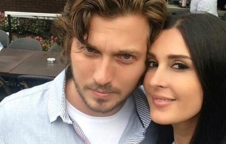 Gizlice evlenen ve olaylı bir şekilde boşanan Ebru Destandan velayet açıklaması