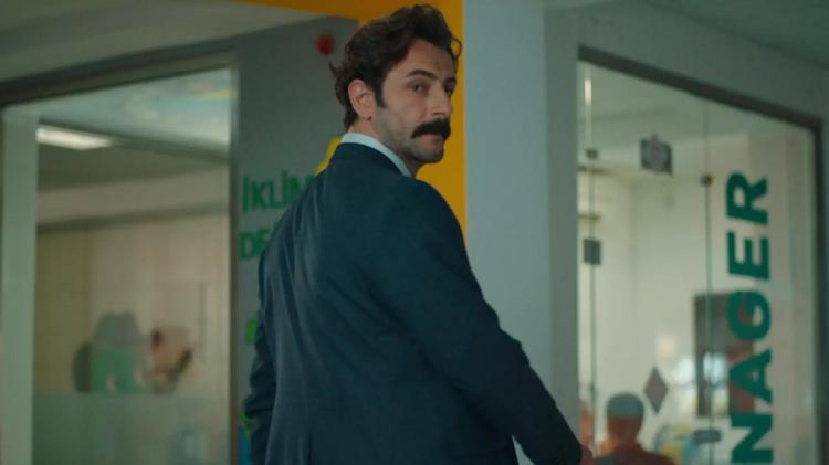 SERDAR VE AYLİN ROL YAPIYOR