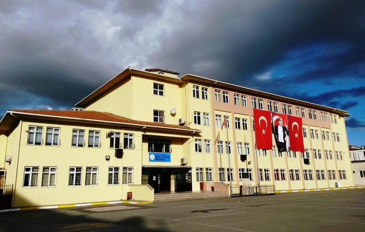 İLK ARA TATİLE SAYILI GÜN KALDI 2023-2024 eğitim yılında ilk tatil ne zaman, okullar tatil olacak mı MEB 2023-2024 çalışma takvimini açıkladı