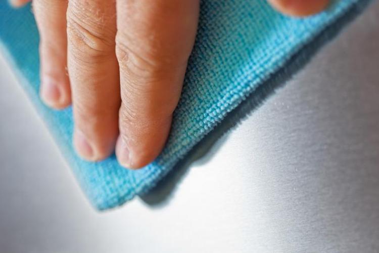 Mikrofiber bez