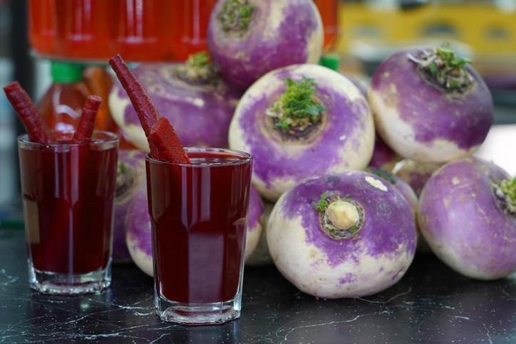 Bir avucu bile bağırsak florasını dengede tutup kan basıncını düşürüyor Vücuttaki iltihabın en büyük düşmanı