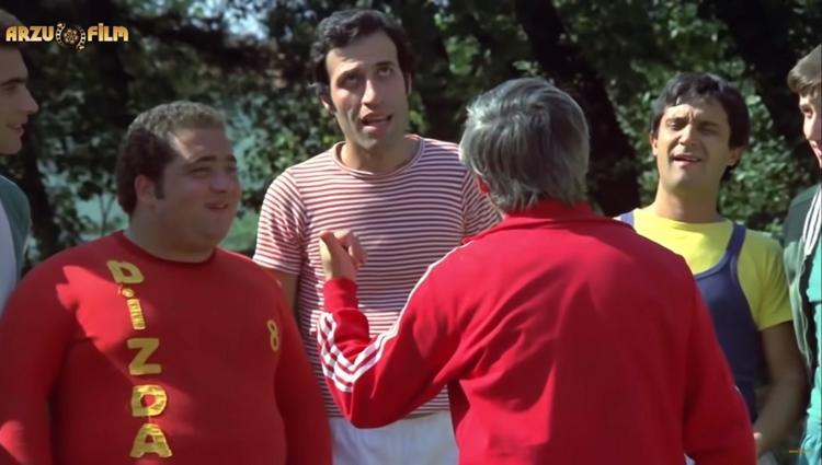 HABABAM SINIFI UYANIYOR FİLMİ OYUNCULARI