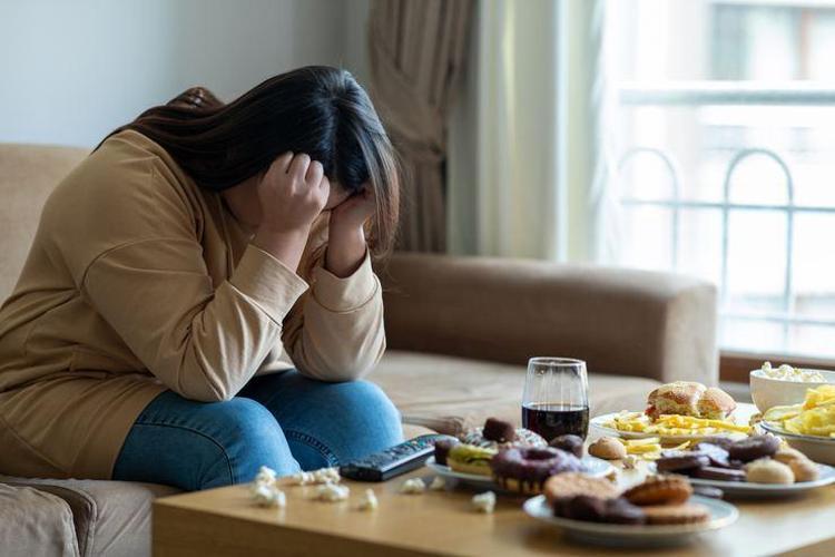 YAĞLI YİYECEKLER EN BÜYÜK DÜŞMAN