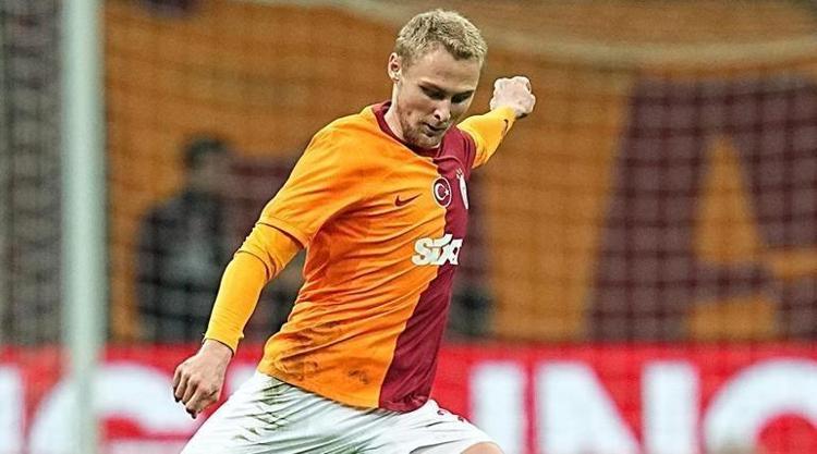 Sevilla’nın kapısından döndü