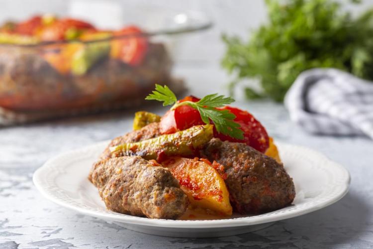 İZMİR KÖFTE TARİFİ