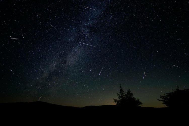 LEONİD METEOR YAĞMURU NEDİR
